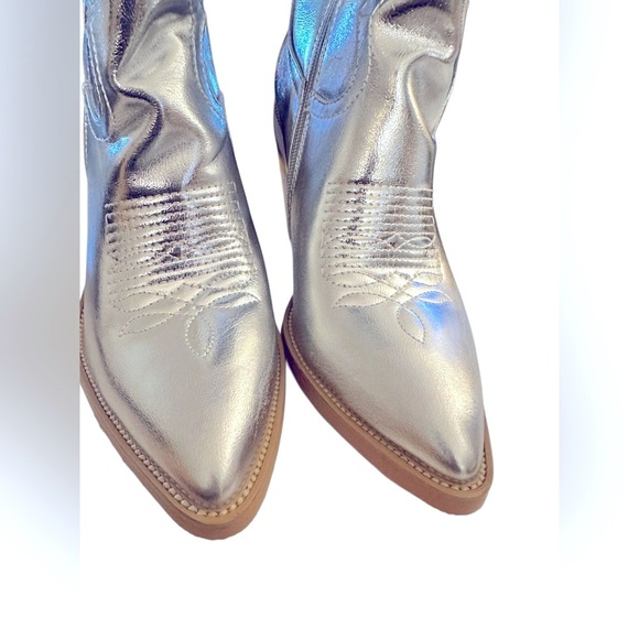 NWOT Women’s Cowboy/Cowgirl Pull On Pointed Toe Chunky Heel Western Boot - Picture 5 of 12